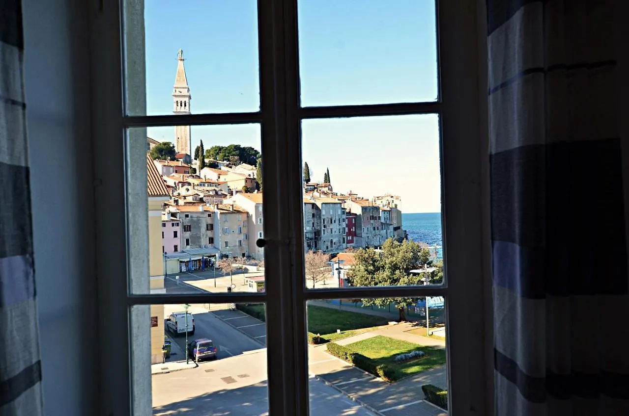 Seaview Apartment Andana 로비니
